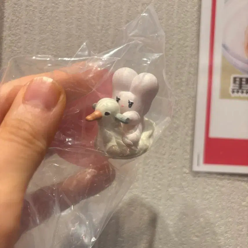[BUNJANG] Bandai Neko Illustration Rabbit Gachapon Figure / 반다이 네코 일러스트 토끼