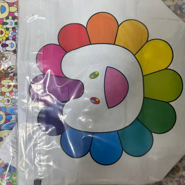 [BUNJANG] NewJeans x Murakami Reusable Bag Set (M, L) / 슈퍼내추럴 뉴진스 무라카미 콜라보 리유저블백 M,L 일괄 판매