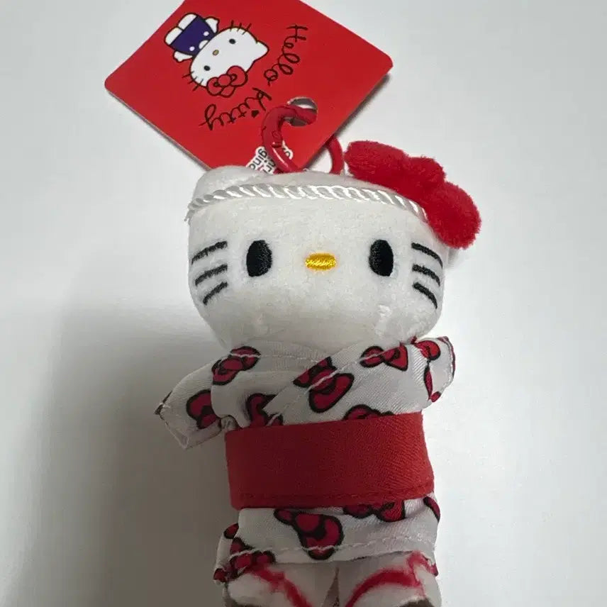 [BUNJANG] Sanrio Hello Kitty Kimono Doll Keychain / 헬로키티 인형키링 일본