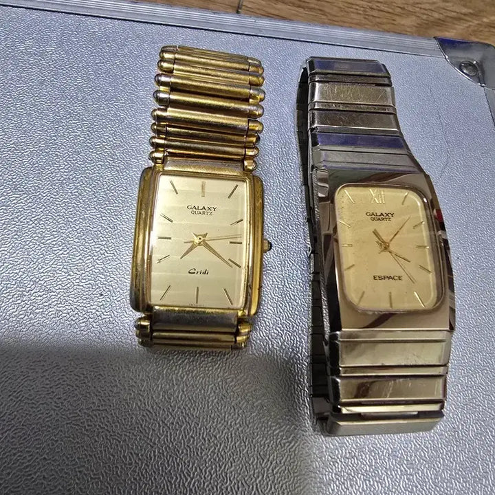 [BUNJANG] Seoul Olympics Commemorative Galaxy Watch (Gold/Silver) / 서울올림픽 갤럭시 2개 (골드/실버)