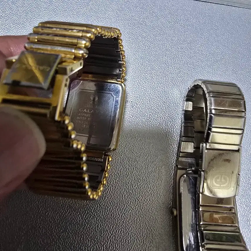[BUNJANG] Seoul Olympics Commemorative Galaxy Watch (Gold/Silver) / 서울올림픽 갤럭시 2개 (골드/실버)