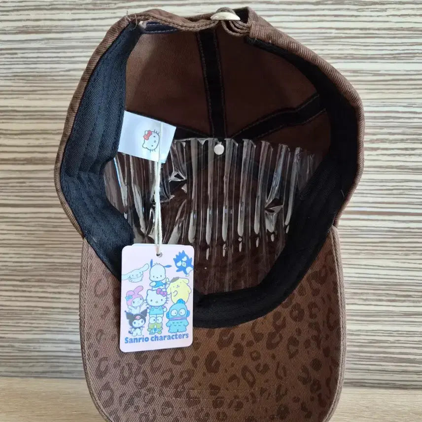 [BUNJANG] Hello Kitty Leopard Ball Cap / 헬로키티 레오파드 볼캡 야구모자 새상품