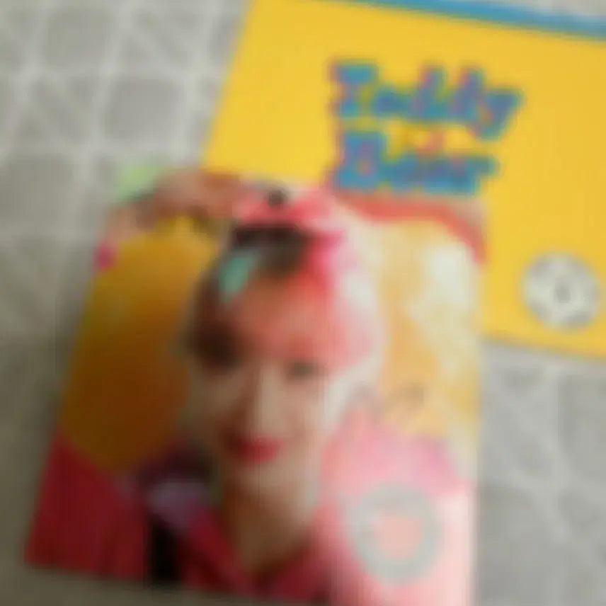 [BUNJANG] STAYC Teddy Bear Signed Album / 스테이씨 테디베어 Teddy Bear 친필 싸인앨범