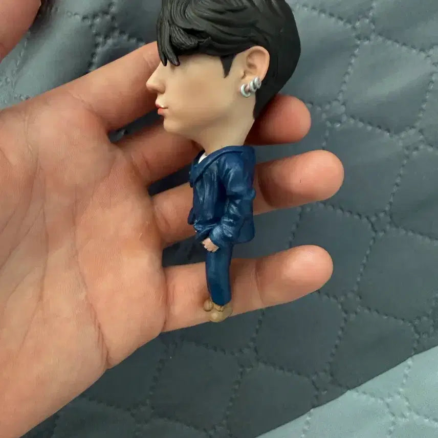 [BUNJANG] BTS Jungkook Dynamite Version Figure / 방탄소년단 정국 피규어 팝니다