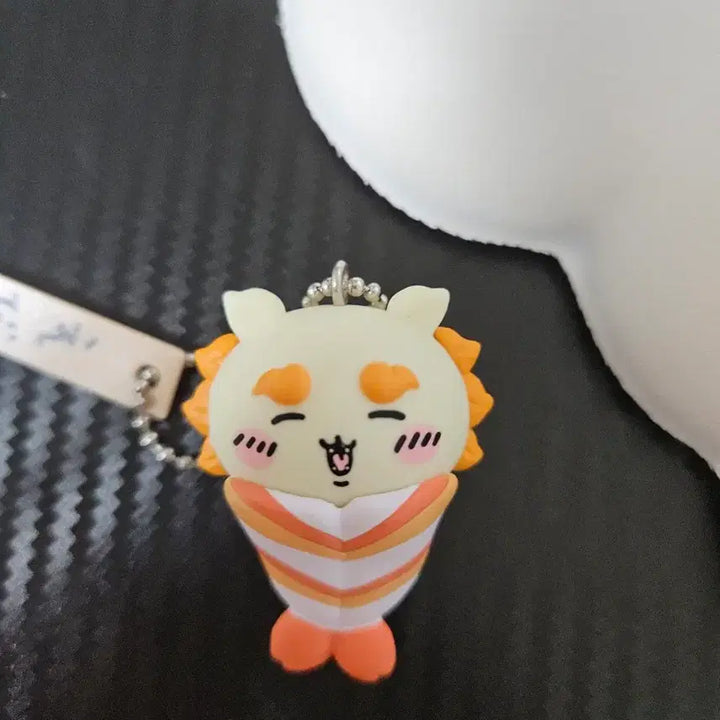[BUNJANG] Chiikawa Sushi Keychain &amp; Merchandise Bundle Set / 치이카와 시사 굿즈 일괄 판매