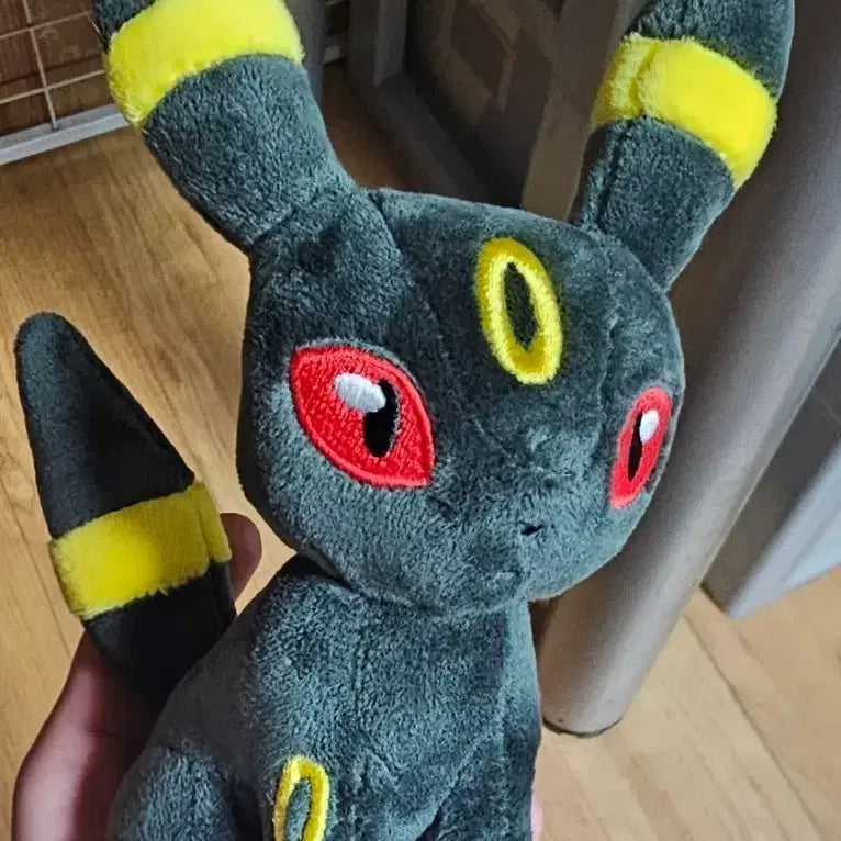 [BUNJANG] Pokemon Umbreon Official Plush S Size / 블래키 공식 인형 S
