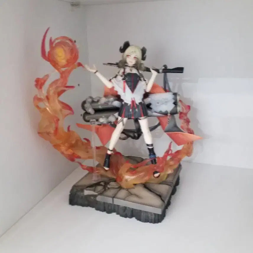 [BUNJANG] Arknights Ifrit 2nd Elite Figure / 명일방주 이프리트 2차 정예화 피규어