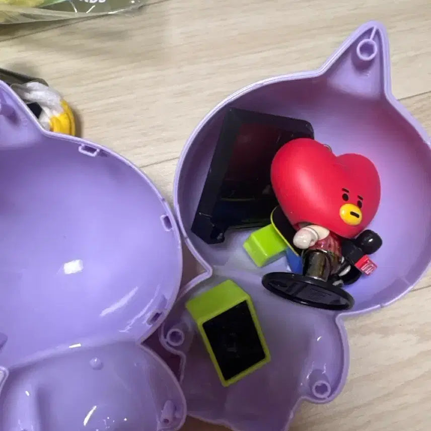 [BUNJANG] BT21 Chimmy Merchandise Set (4 Items + Bonus Tata Figure) / BT21 chimmy 굿즈 4종