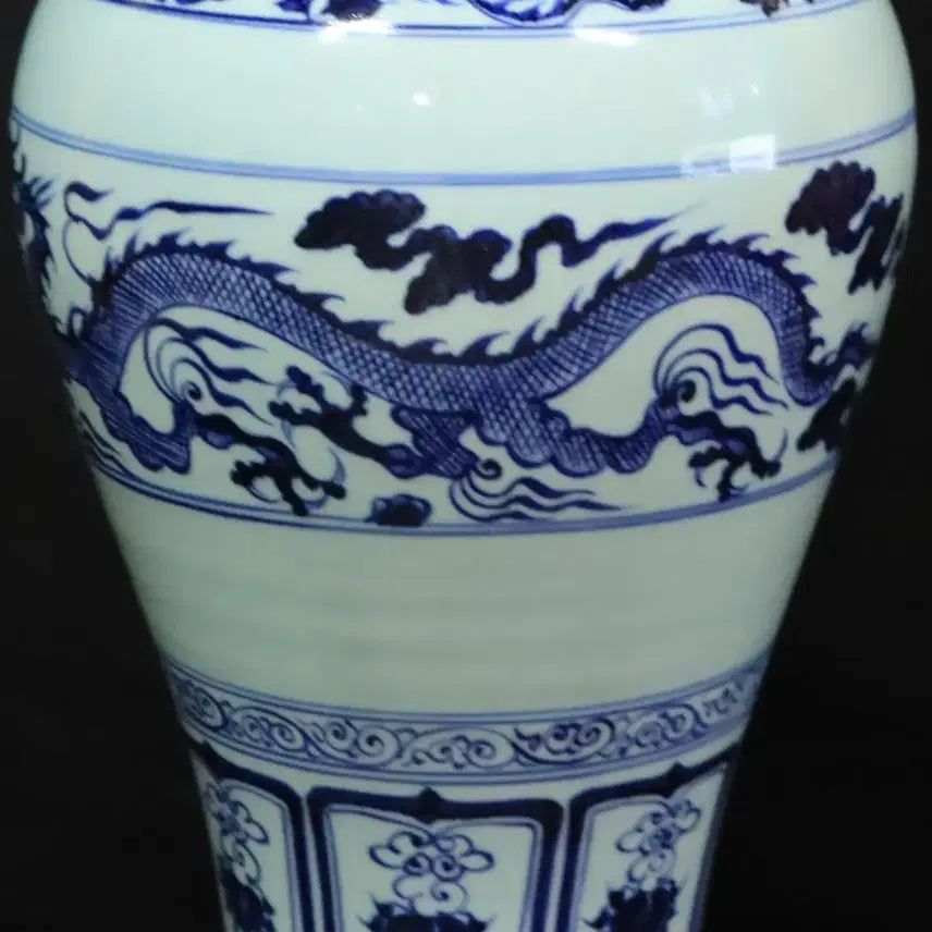[BUNJANG] Chinese Blue and White Dragon and Phoenix Vase / 중국 도자기 청화 용봉문 매병 골동품 고미술품 수집품