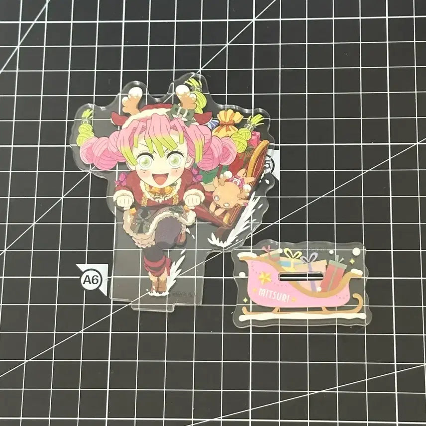 [BUNJANG] Demon Slayer Mitsuri Christmas Acrylic Stand / 귀멸의 칼날 미츠리 크리스마스 아크릴 스탠드