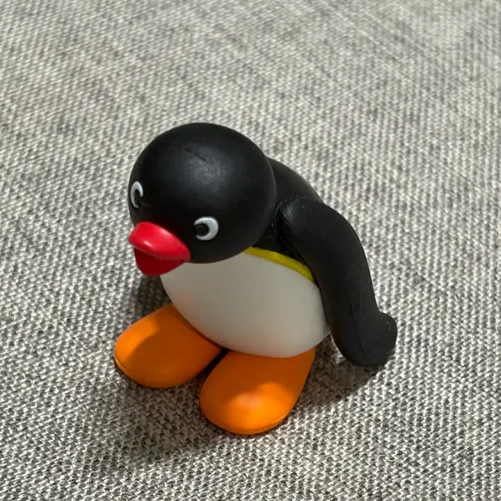 [BUNJANG] Pingu Various Poses Gacha Figure (Eyes) / 다양한포즈 핑구 가챠 핑구(눈)