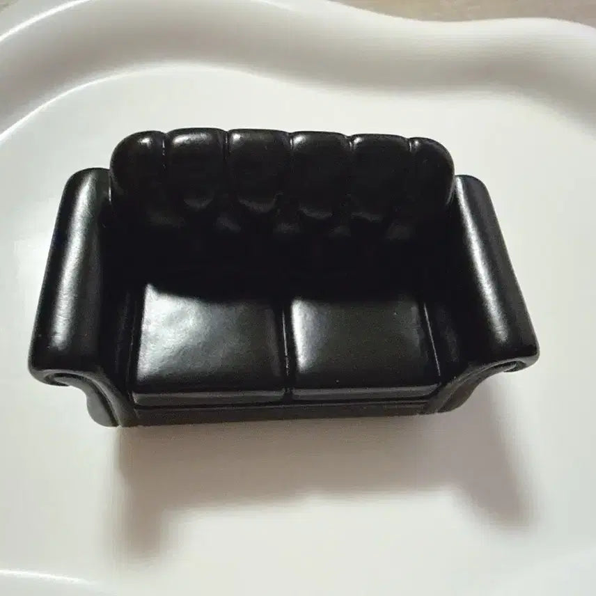 [BUNJANG] High-Quality Black Leather Sofa Miniature / 고퀄 블랙 가죽 소파 (마지막)