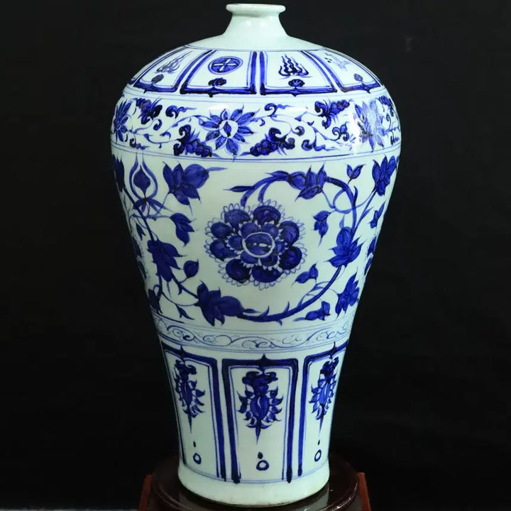 [BUNJANG] Blue-and-White Peony Motif MaeByeong Vase / 중국 도자기 청화 모란문 매병 골동품 고미술품 수집품
