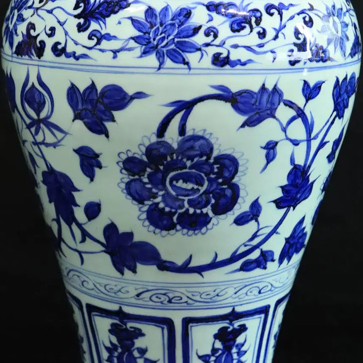 [BUNJANG] Blue-and-White Peony Motif MaeByeong Vase / 중국 도자기 청화 모란문 매병 골동품 고미술품 수집품