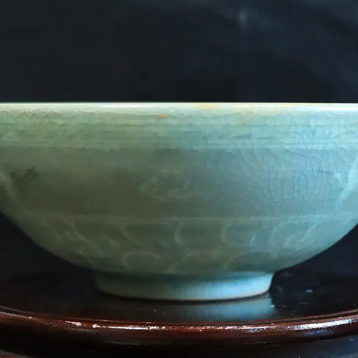 [BUNJANG] Korean Celadon Vase with Crane and Cloud Motif / 한국 도자기 청자 운학문 완