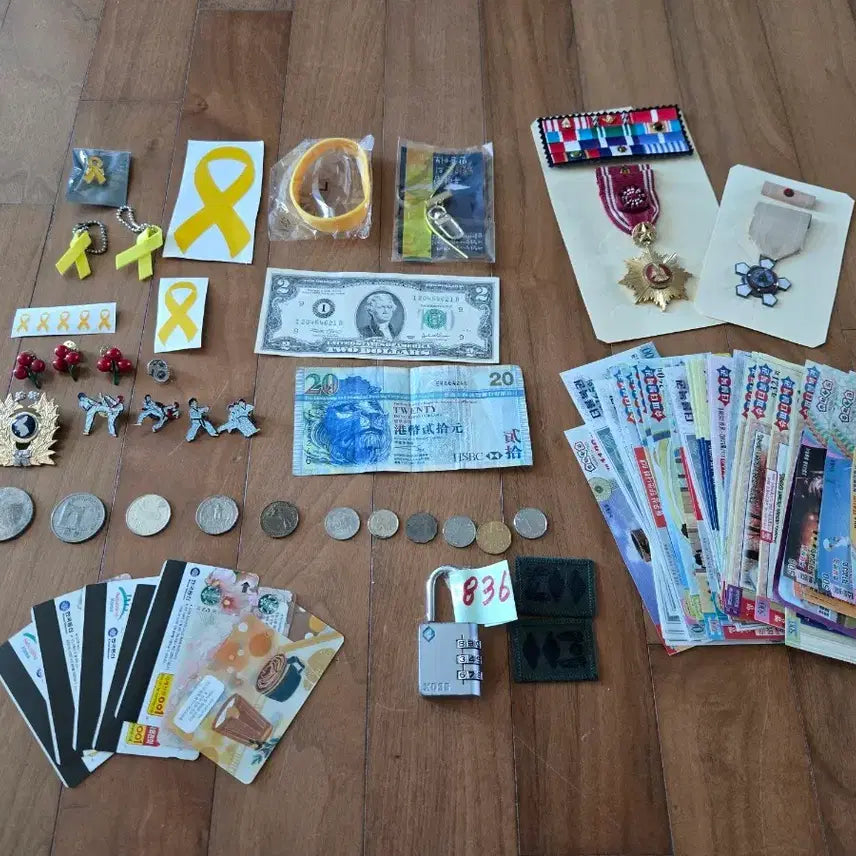 [BUNJANG] Sewol Ferry Badge and Other Items Bundle Set / 세월호 뺏지 외 모두일괄 택포