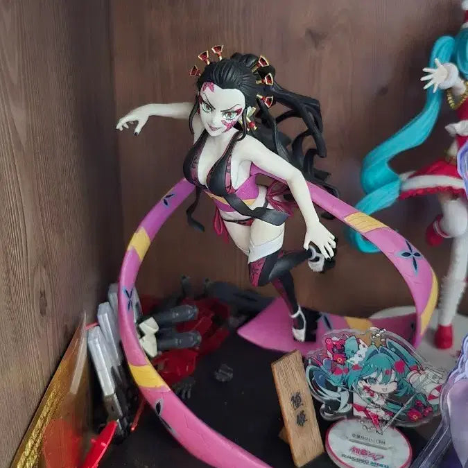 [BUNJANG] Demon Slayer Dakimakura Figure (Box Included) / 귀멸의 칼날 다키 피규어 (박스o)