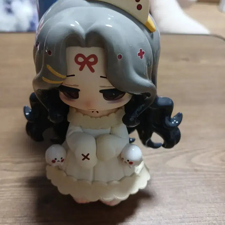 [BUNJANG] Art Toy Figure Pink Ribbon / 아트토이 피규어 핑크 리본
