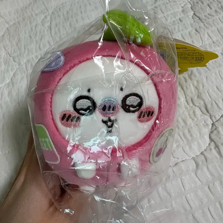 [BUNJANG] Chiikawa Miniso Cherry Momonga Plush / 치이카와 미니소 체리모몽가 체리 모몽가