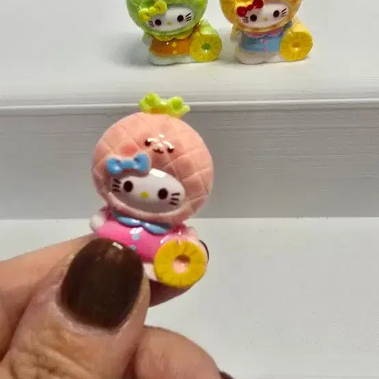 [BUNJANG] Hello Kitty Pineapple Figure Set / 헬로키티 파인애플 피규어 세트
