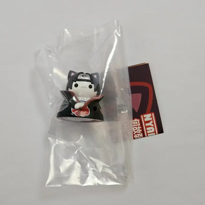 [BUNJANG] MegaCat Naruto Itachi Figure (Sealed) / 나루토 메가캣 이타치 미개봉판매