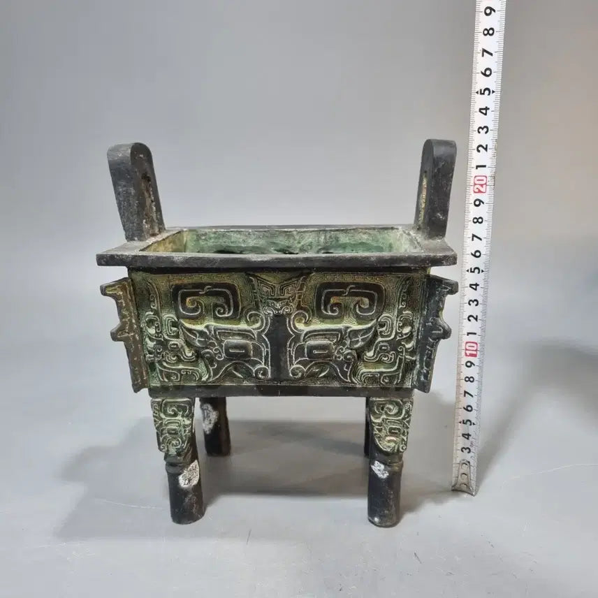 [BUNJANG] Ancient Chinese Bronze Ding Vessel / 청동 제기 고대 유물