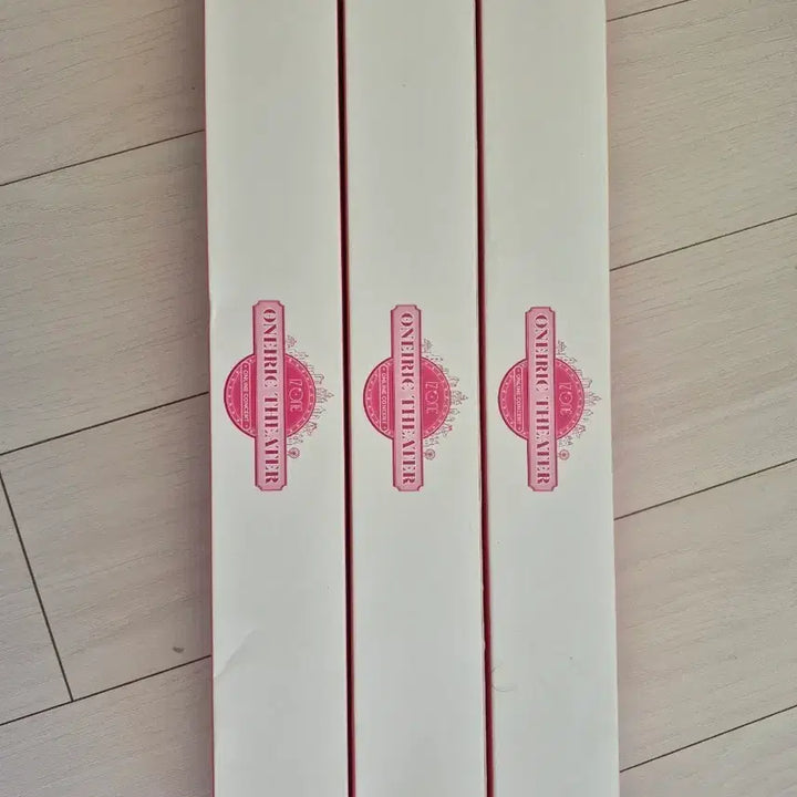 [BUNJANG] IZ*ONE Kim Chaewon Kim Minju Kwon Eunbi 3-Set Scroll Bundle Set / 아이즈원 족자봉 김채원 김민주 권은비 3종 세트 일괄 배송비포함