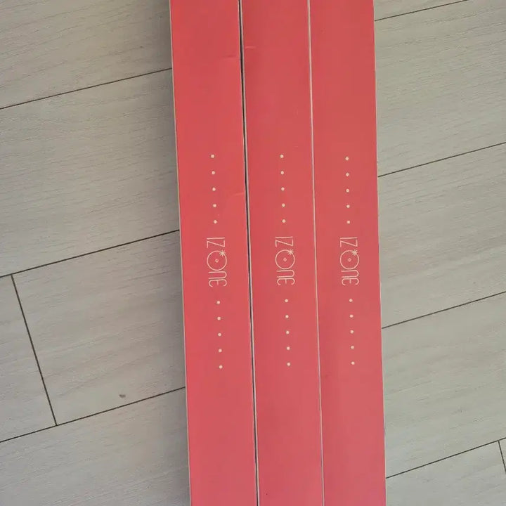 [BUNJANG] IZ*ONE Kim Chaewon Kim Minju Kwon Eunbi 3-Set Scroll Bundle Set / 아이즈원 족자봉 김채원 김민주 권은비 3종 세트 일괄 배송비포함
