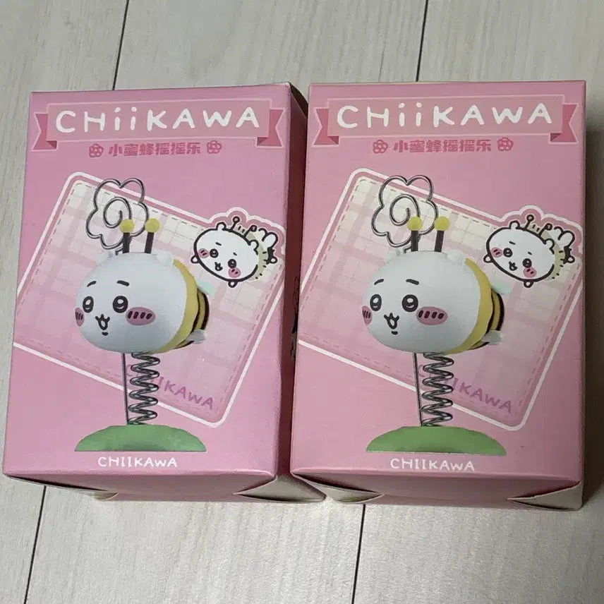 [BUNJANG] Cheekawa Honeybee Memo Holder Figure (Sealed) / 미개봉) 치이카와 꿀벌 메모 꽂이 피규어