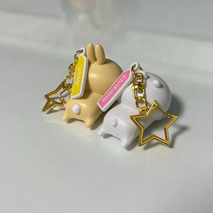 [BUNJANG] Chiikawa "Monzakui" Lying Usagi Figure Keychain Set / 시크릿 먼작귀 엎드린 우사기 치이카와 피규어 키링 세트