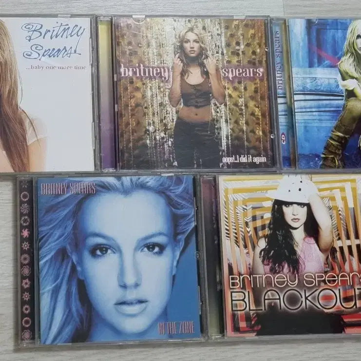 [BUNJANG] Britney Spears Albums 1-5 (Unsealed CD) / 브리트니 스피어스 1-5집 (개봉 CD)