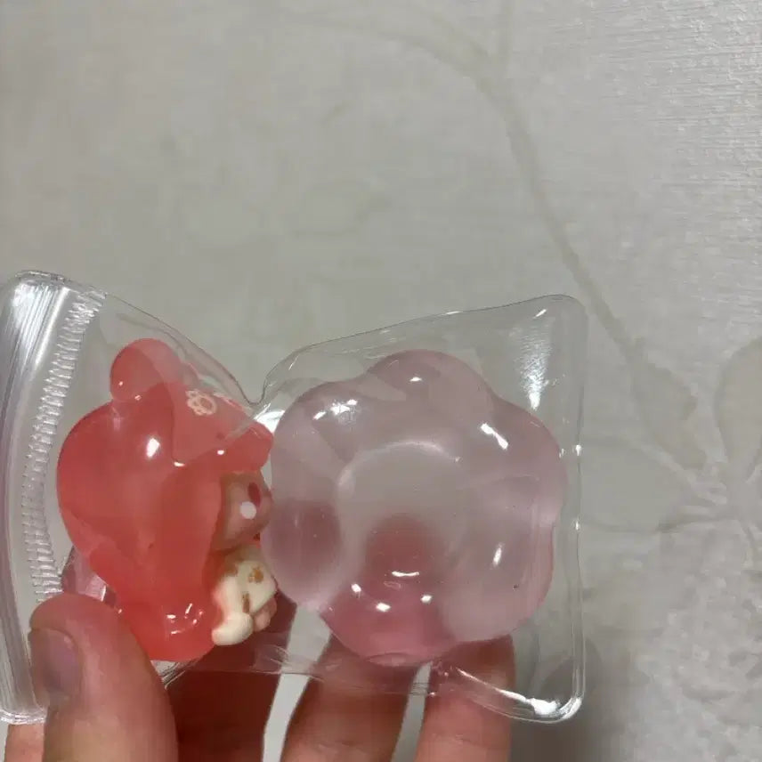 [BUNJANG] Luminous Figure Keychain / 야광 피규어