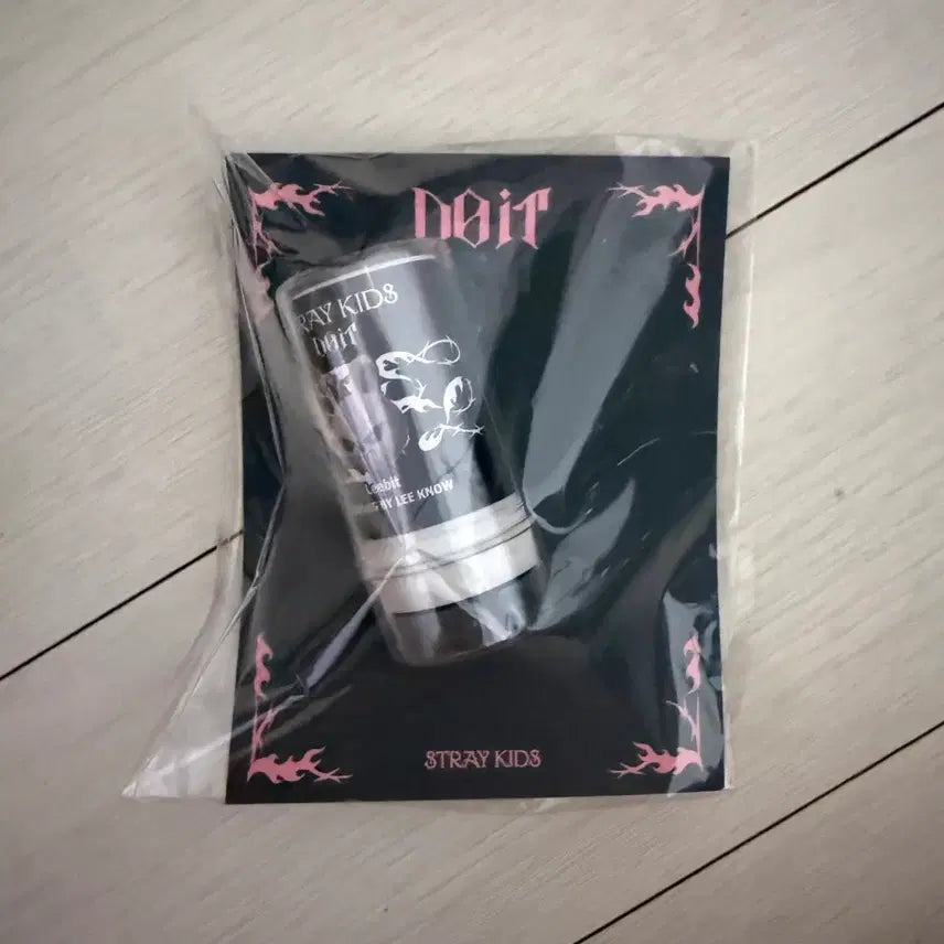 [BUNJANG] Stray Kids Lee Know Rabbit Stamp Do It Sealed Photocard / [미개봉 원가이하] 스키즈 스키주 리빗 리노 도장 두잇