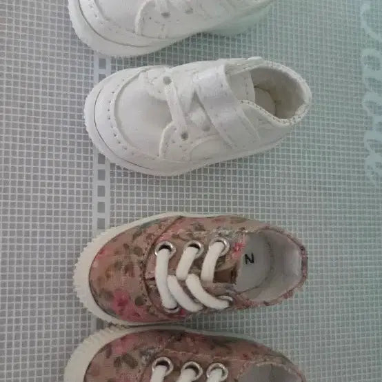[BUNJANG] USD Size Doll Shoes (Bundle Set) - White &amp; Floral / 구관 usd 신발 유딩(2개일괄)