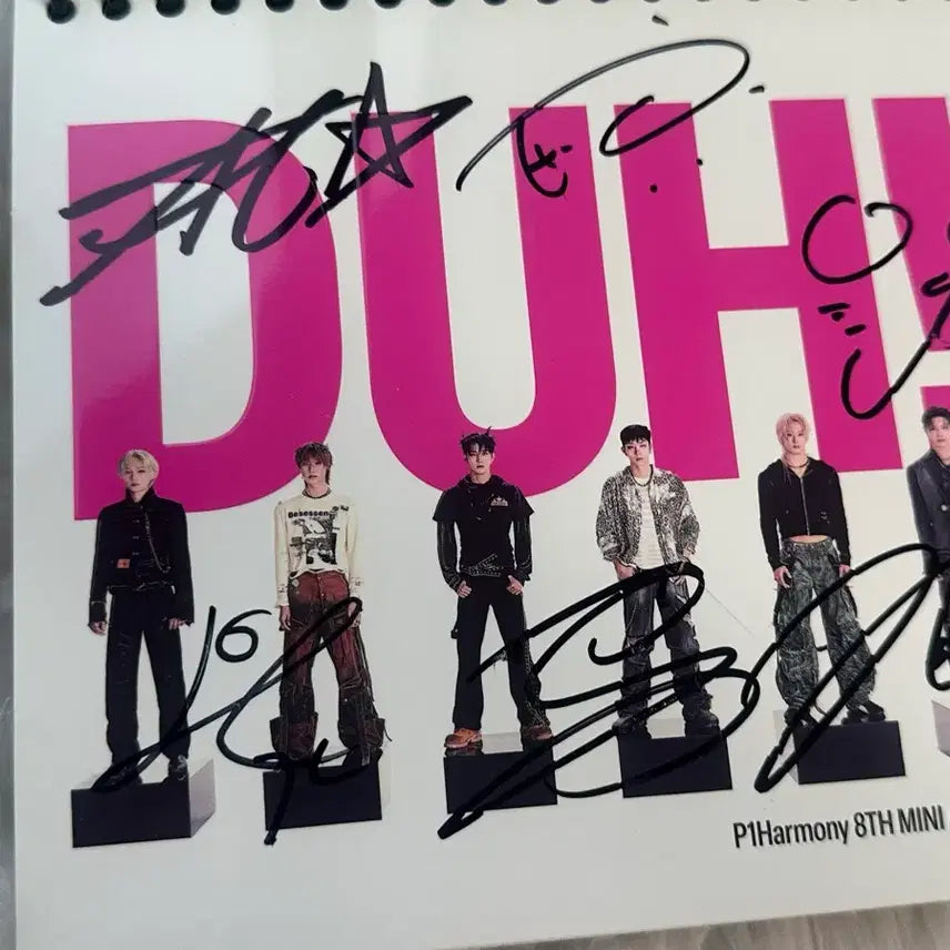 [BUNJANG] P1Harmony DUH! 8th Mini Album Signed Album / 피원하모니 P1H 친필 싸인앨범