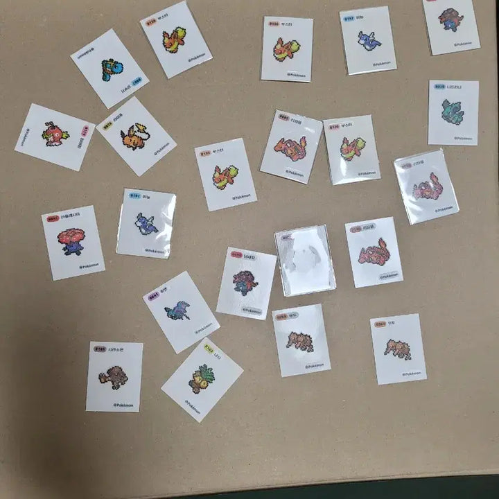 [BUNJANG] Pokemon Pixel Ddebu Sticker Bundle / 포켓몬 픽셀띠부 판매 교환