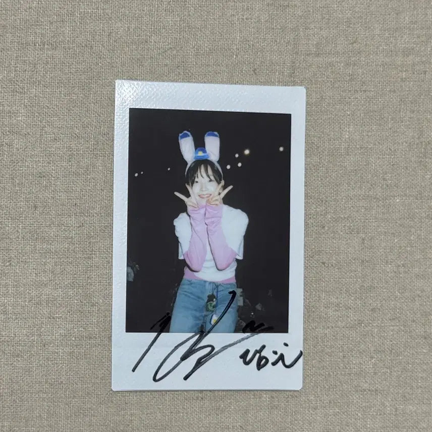 [BUNJANG] Park So-dam Autographed Polaroid / 배우 박소담 친필 싸인 폴라 260906 싸폴
