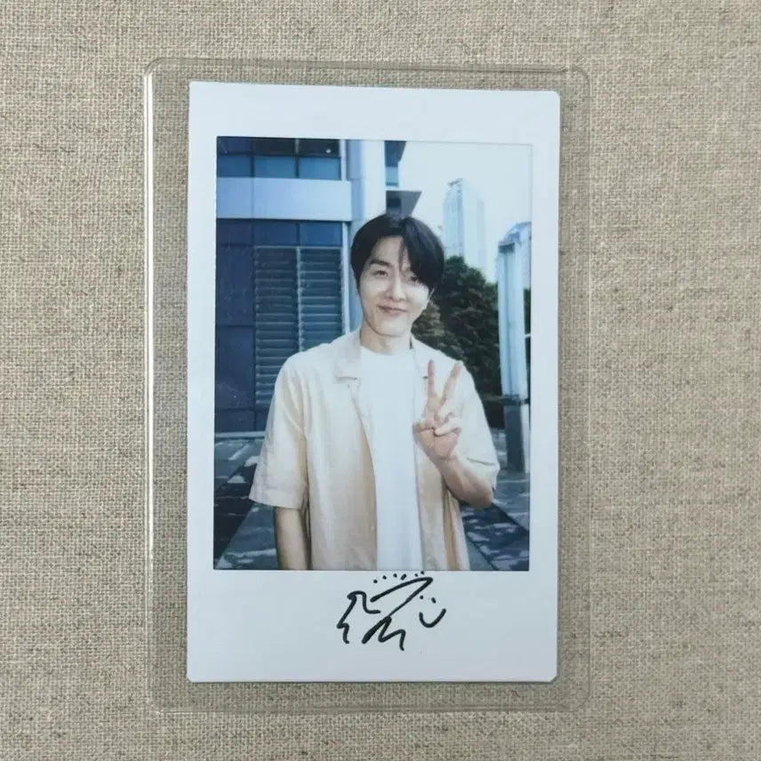 [BUNJANG] Jeok Jae Autographed Polaroid Photo / 가수 적재 친필 싸인 폴라 260901