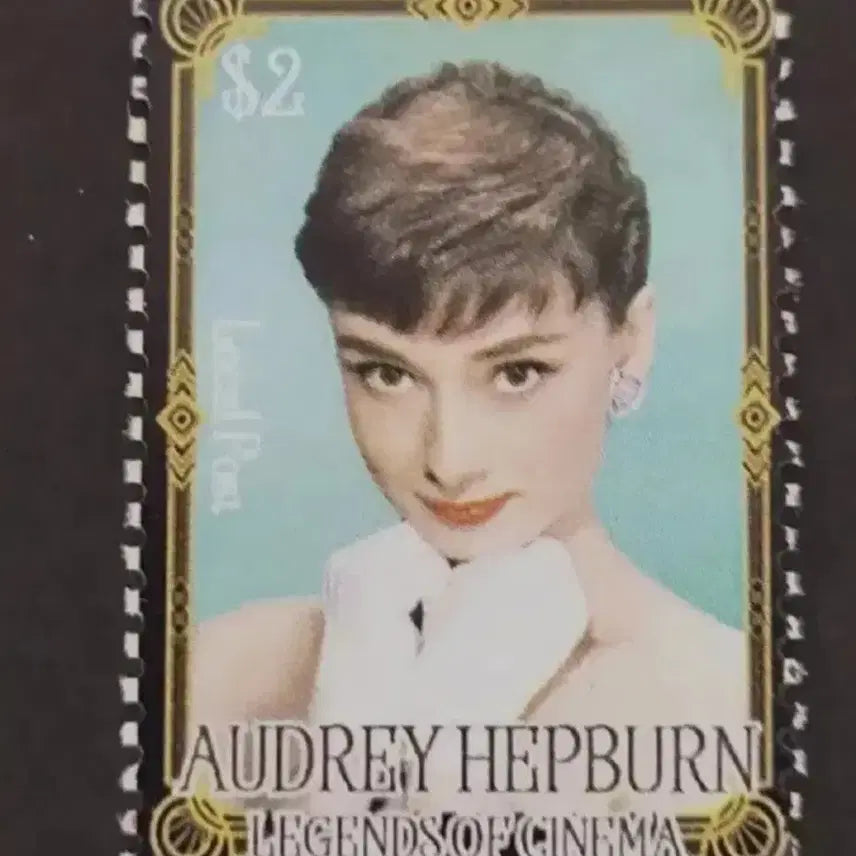 [BUNJANG] Audrey Hepburn Commemorative Stamp / 2015년 미국 할리우드 스타 오드리햅번 기념 우표  Audrey Hepburn