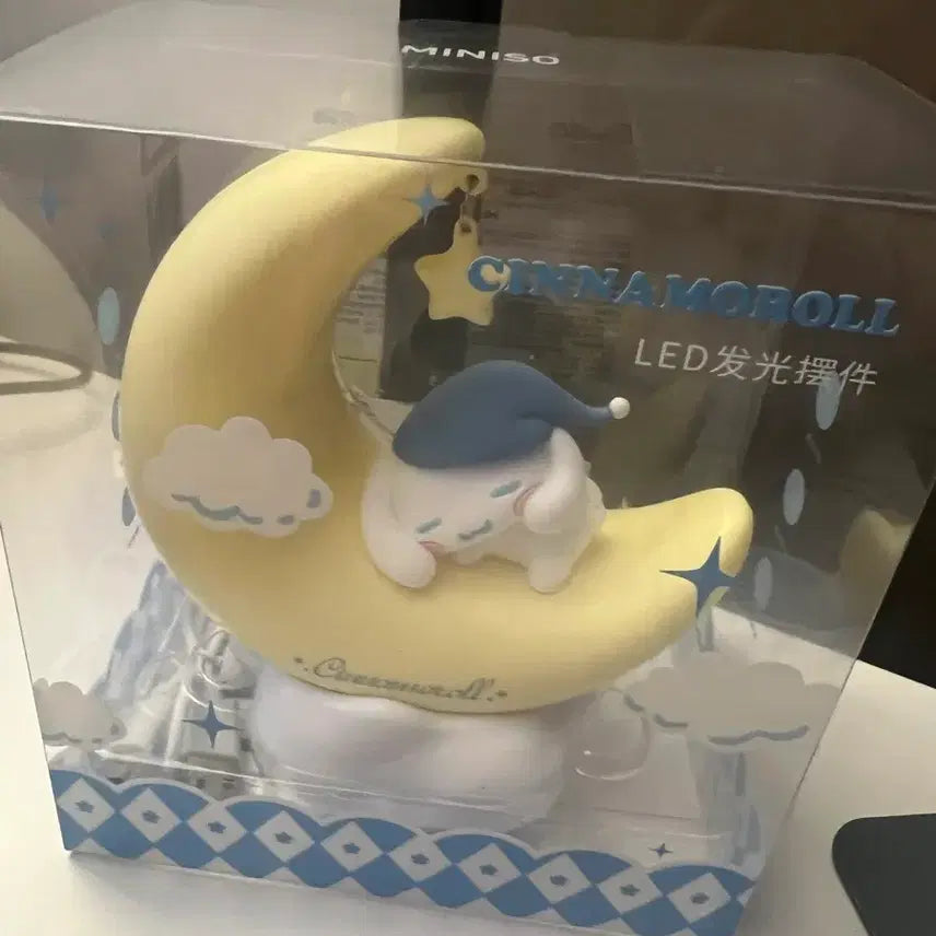 [BUNJANG] Sanrio Cinnamoroll Moon LED Mood Lamp (Sealed) / 산리오 시나모를 달 LED 무드등 미개봉 새상품