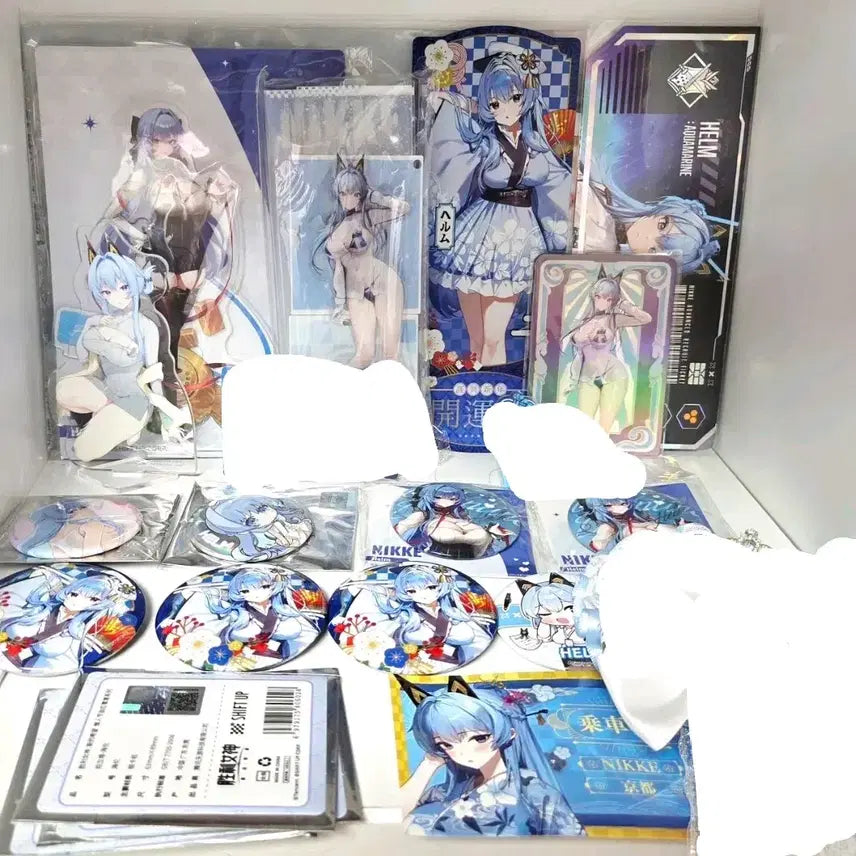 [BUNJANG] Goddess of Victory: Nikke Helm Merchandise Bundle / (개별가능) 승리의 여신 니케 헬름 굿즈 처분 판매
