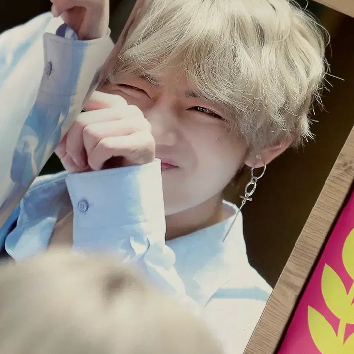 [BUNJANG] BTS V Realv Photobook and Copybook Set / 방탄 BTS V 뷔 굿즈 일괄 리얼브 포토북 필사노트 세트