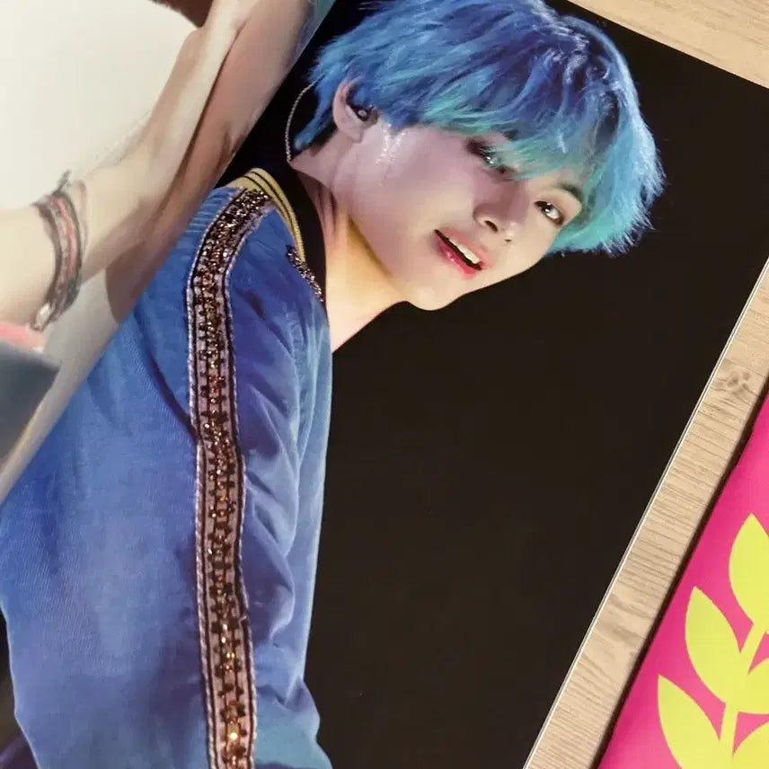 [BUNJANG] BTS V Realv Photobook and Copybook Set / 방탄 BTS V 뷔 굿즈 일괄 리얼브 포토북 필사노트 세트