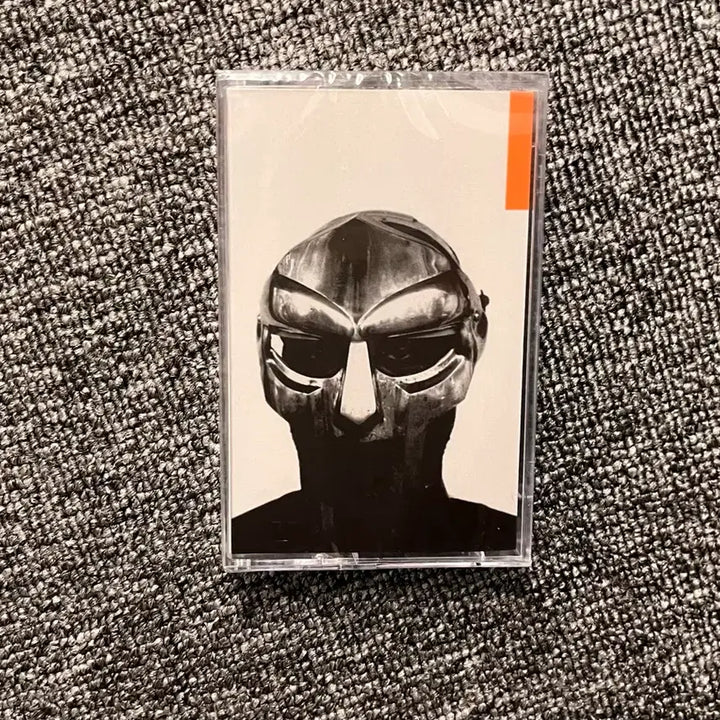 [BUNJANG] MF DOOM Madvillainy Cassette Tape / MF DOOM Madvillainy 카세트 테이프