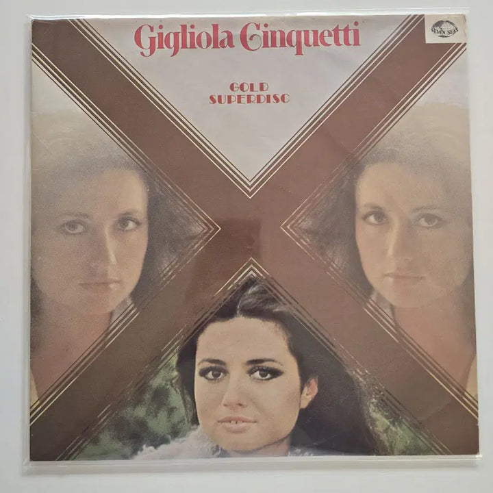 [BUNJANG] Gigliola Cinquetti Gold Superdisc LP / Gigliola Cinquetti 질리오라 칭쿠에티 LP / Gold Superdisc/NM-/가사지