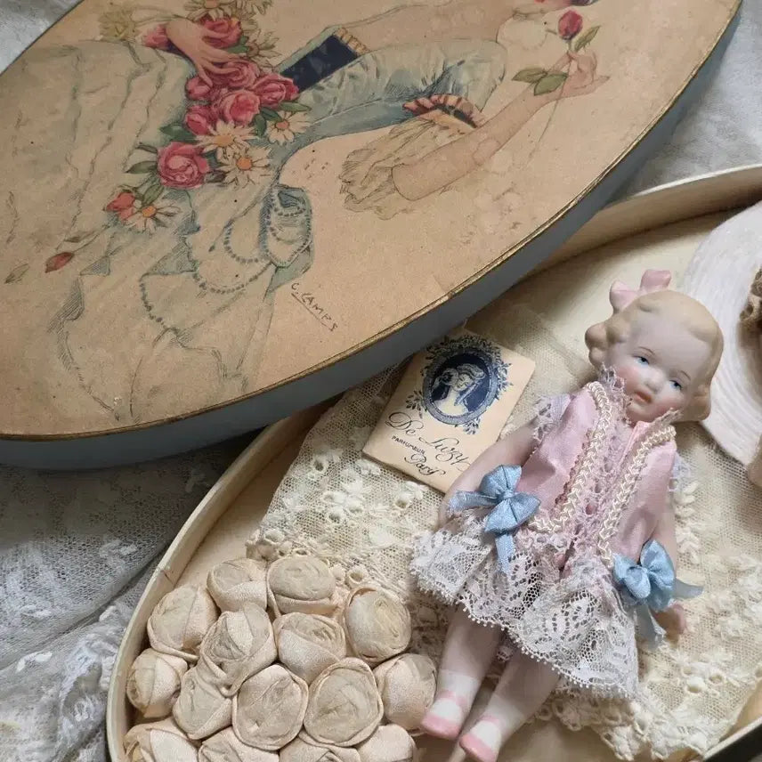 [BUNJANG] French Antique Candy Box with Woman Illustration / 제가바잉한 프랑스앤틱 사탕상자