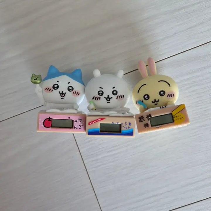 [BUNJANG] Chiikawa Gacha Clock Bundle Set / 치이카와 가챠 시계 일괄