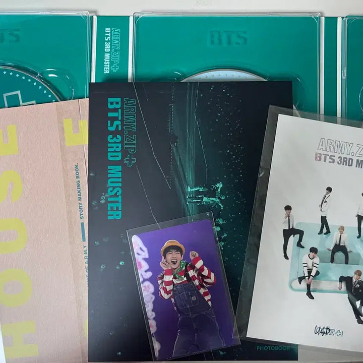 [BUNJANG] BTS V 3rd Muster DVD Photocard Full Package / 방탄소년단 뷔 3기 머스터 디비디 포카 풀박 양도