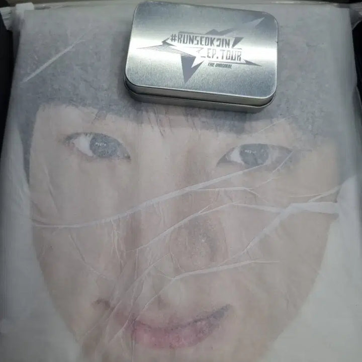[BUNJANG] BTS Jin Run Seokjin Cat Raincoat / bts진 런석진 고양 우비 석진 얼빡우비 runseokjin