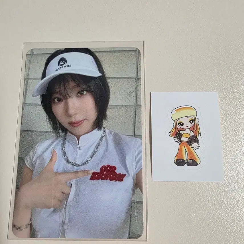 [BUNJANG] Our Universe Jo Hyewon Studio Photocard + Hapoomi Sticker Set / 아워벌스데이 조혜진 공방 포카 + 하푸미 띠부실